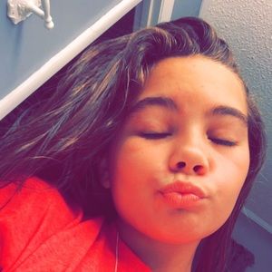 Meet your Posher, Lucy